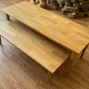 סט שולחנות לחדר מזרחי עץ מלא אלון מבוקע עדין
רוחב 44 ס"מ/אורך 116ס"מ/גובה 42 ס"מ 
רוחב 50ס"מ/אורך 99 ס"מ/גובה 28 ס"מ