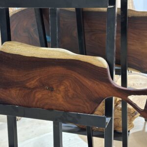 בוצ'ר עץ סיסם